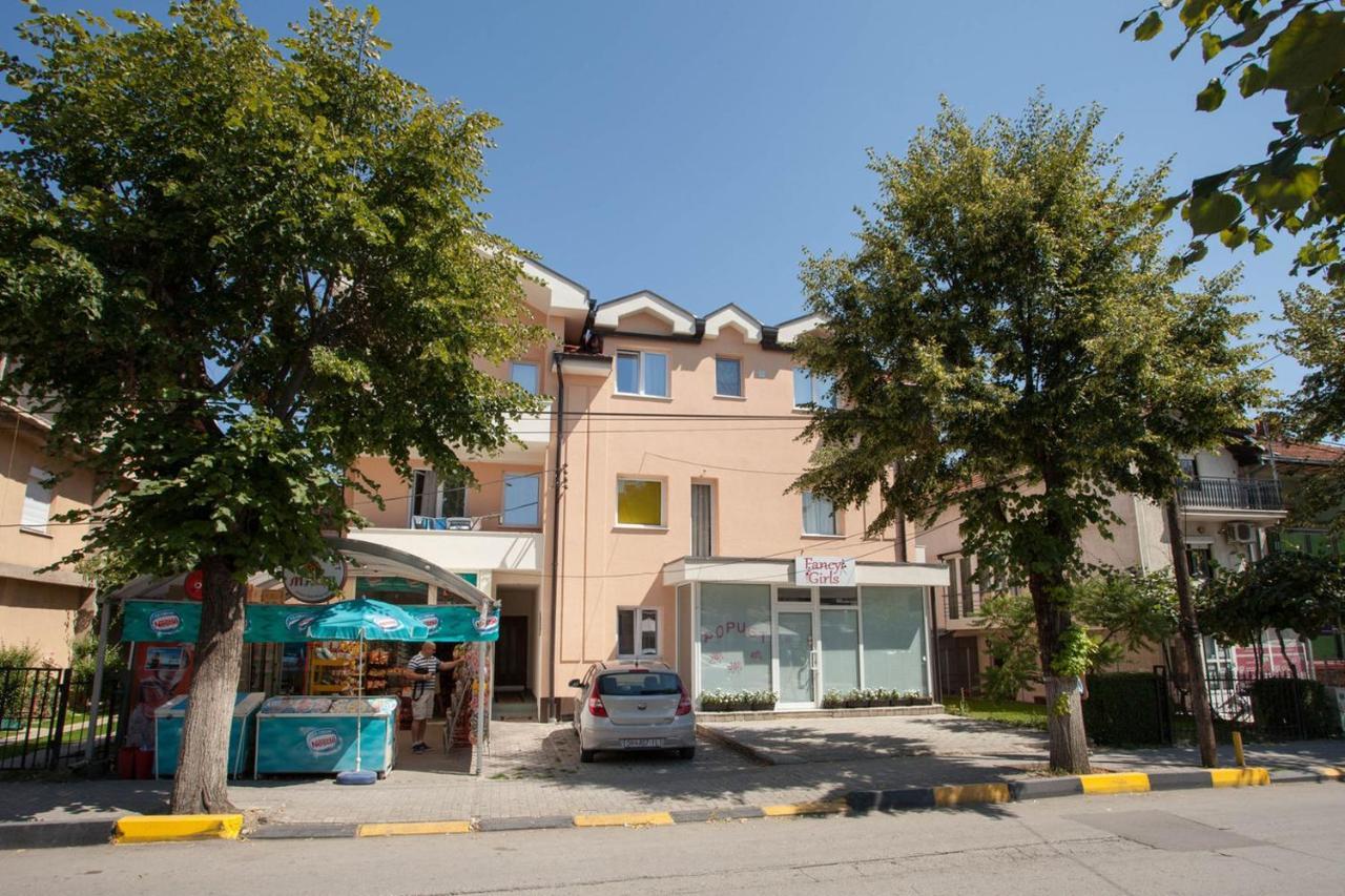 Central Modern Apt Struga Exterior foto